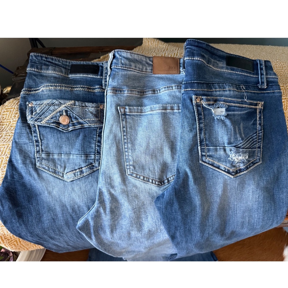 BKE & Daytrip Bootcut Jeans Bundle Sz 31-32 Mila Virgo Light & Dark Wash - Picture 14 of 15